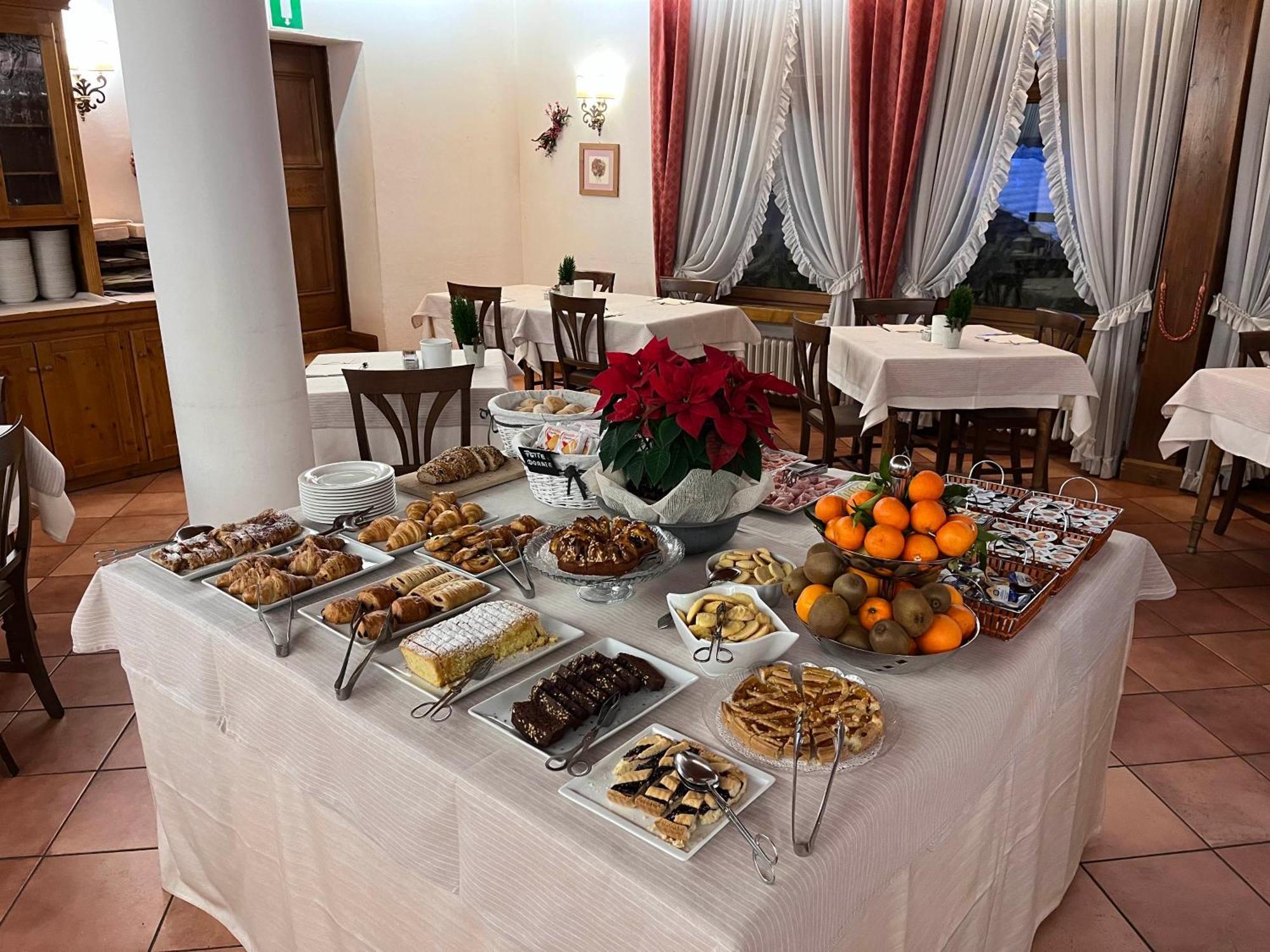 Hotel Albergo Dolomiti سان فيتو دي كادوري المظهر الخارجي الصورة
