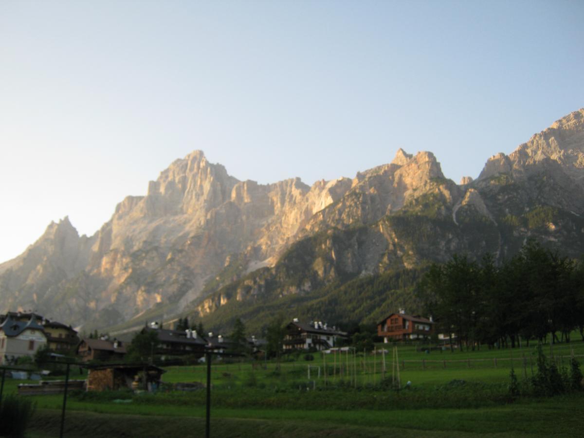 Hotel Albergo Dolomiti سان فيتو دي كادوري المظهر الخارجي الصورة