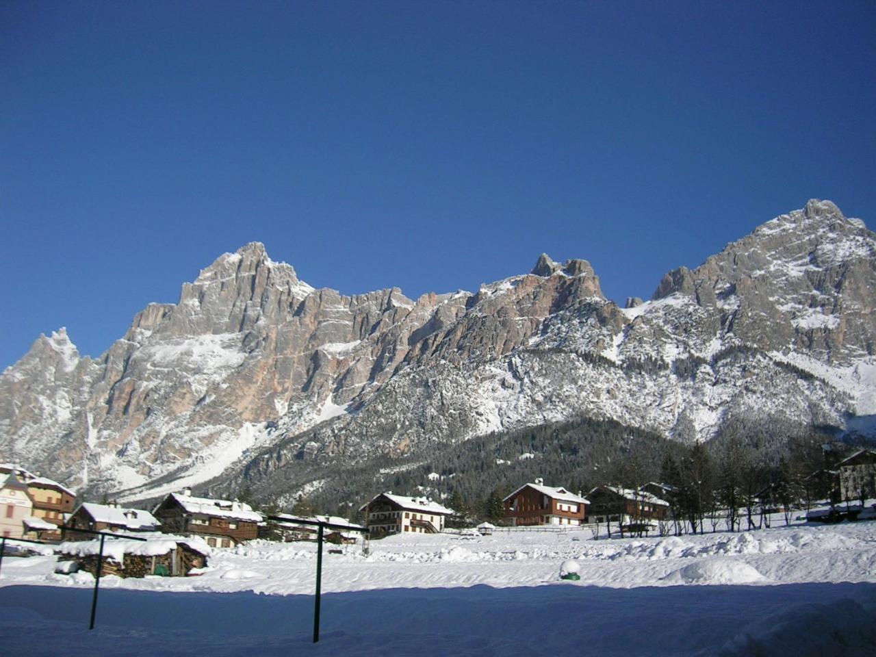 Hotel Albergo Dolomiti سان فيتو دي كادوري المظهر الخارجي الصورة