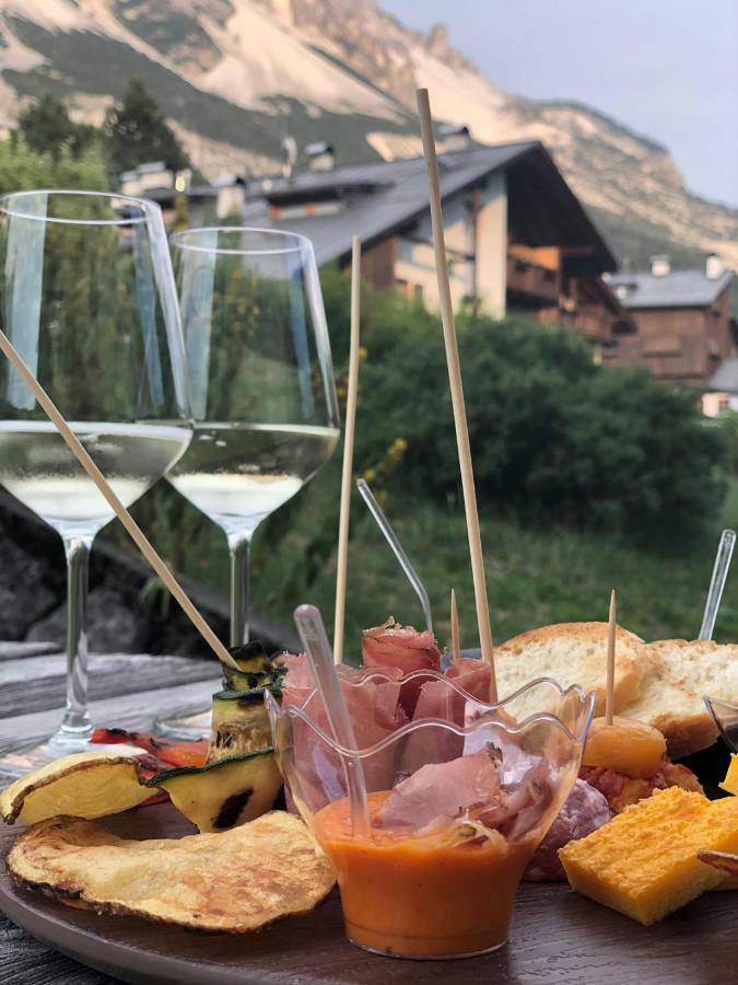 Hotel Albergo Dolomiti سان فيتو دي كادوري المظهر الخارجي الصورة